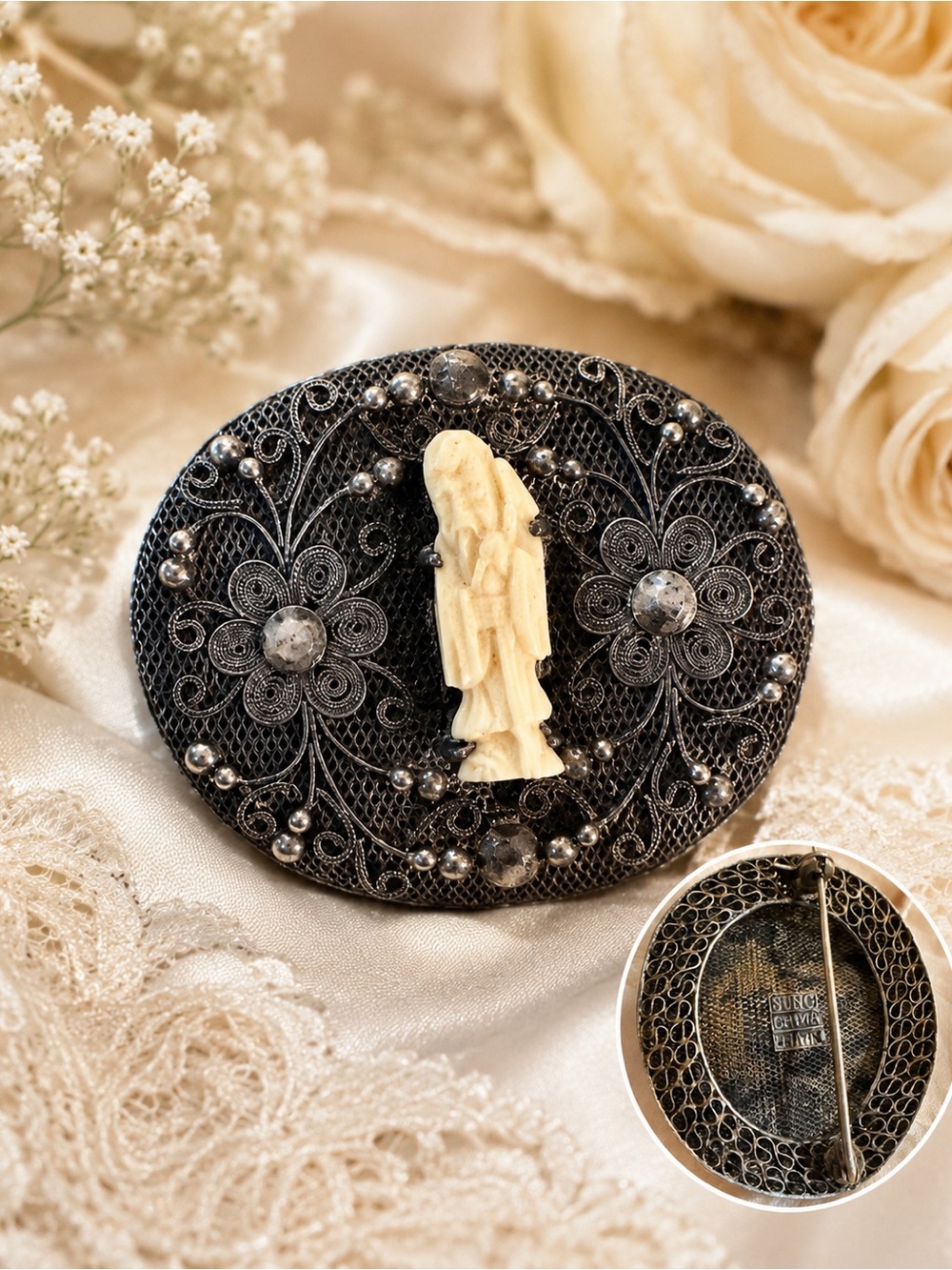 Vintage SUNC China Silver Filigree Brooch Carved Chinese Immortal Figure Pin